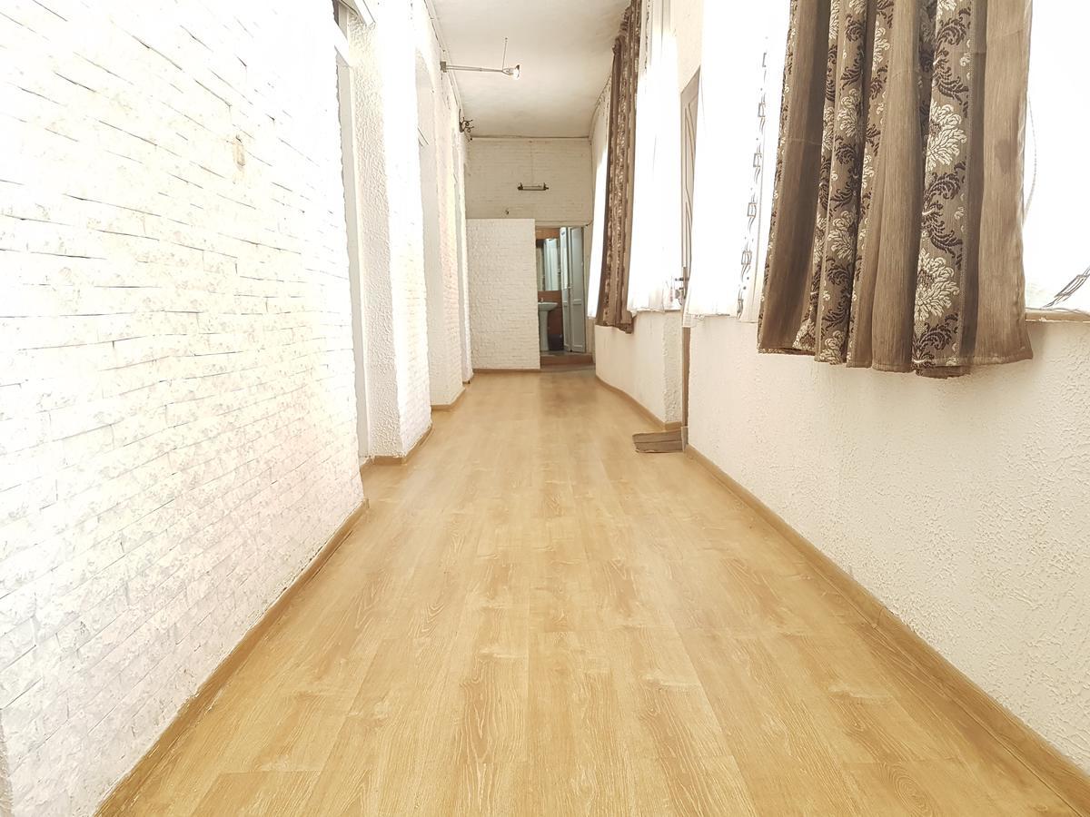 Tbilisi Yard Hostel Bagian luar foto