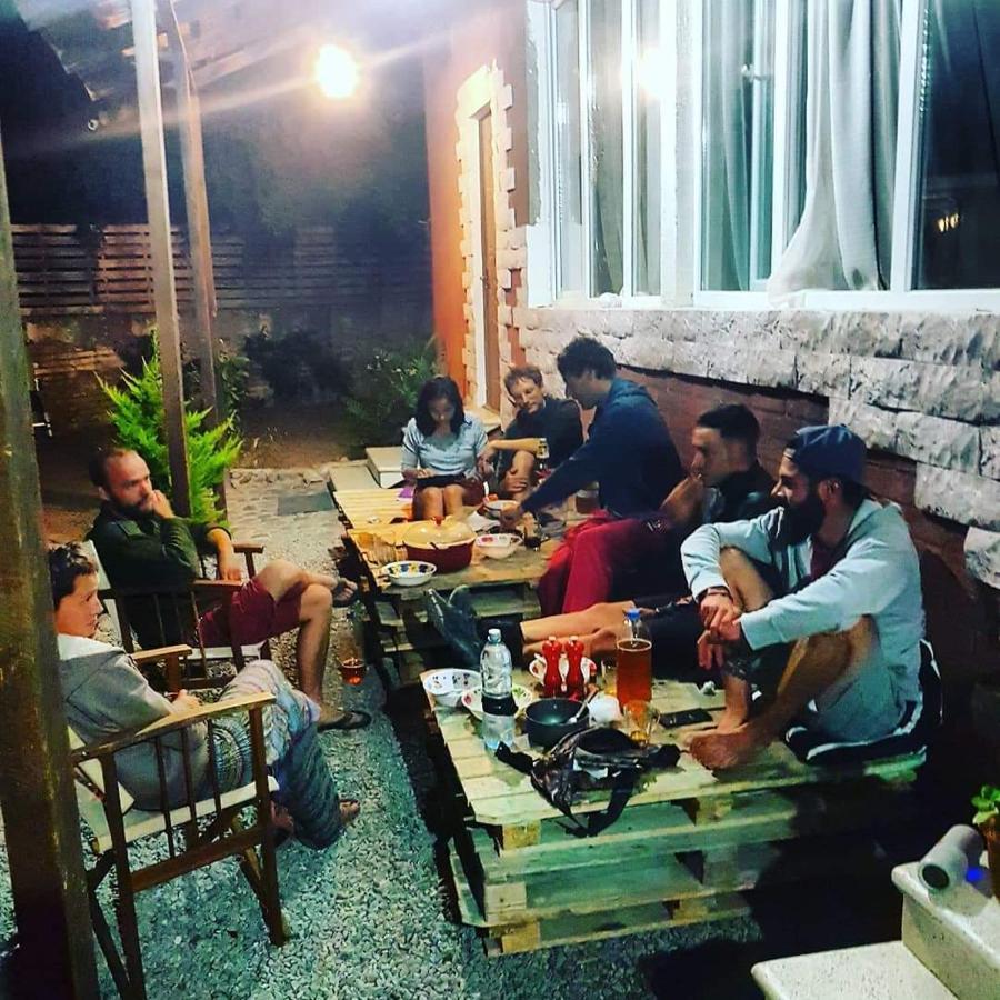 Tbilisi Yard Hostel Bagian luar foto